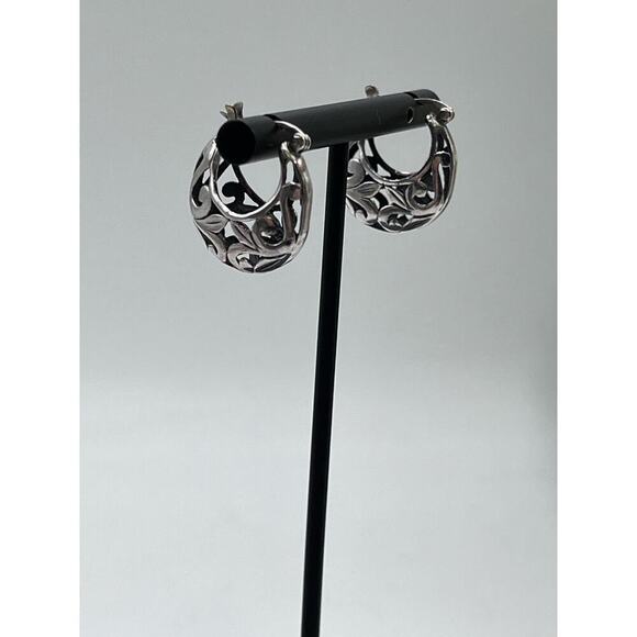 Vintage Sterling Silver Open Cutout Floral Filigree Scrolling Hoop Earrings - Picture 4 of 13